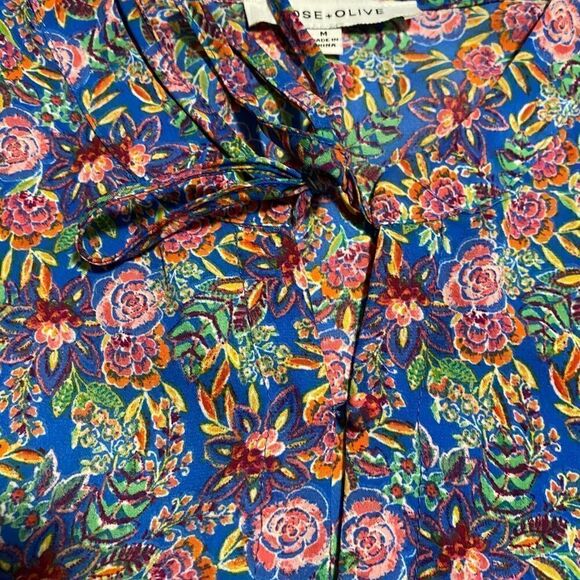 Rose + Olive boho pastel flowers top with ballon sleeves Sz M - Picture 10 of 13